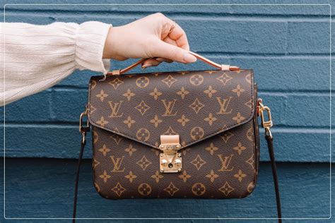 louis vuitton backpack women fake|louis vuitton knockoff vs real.